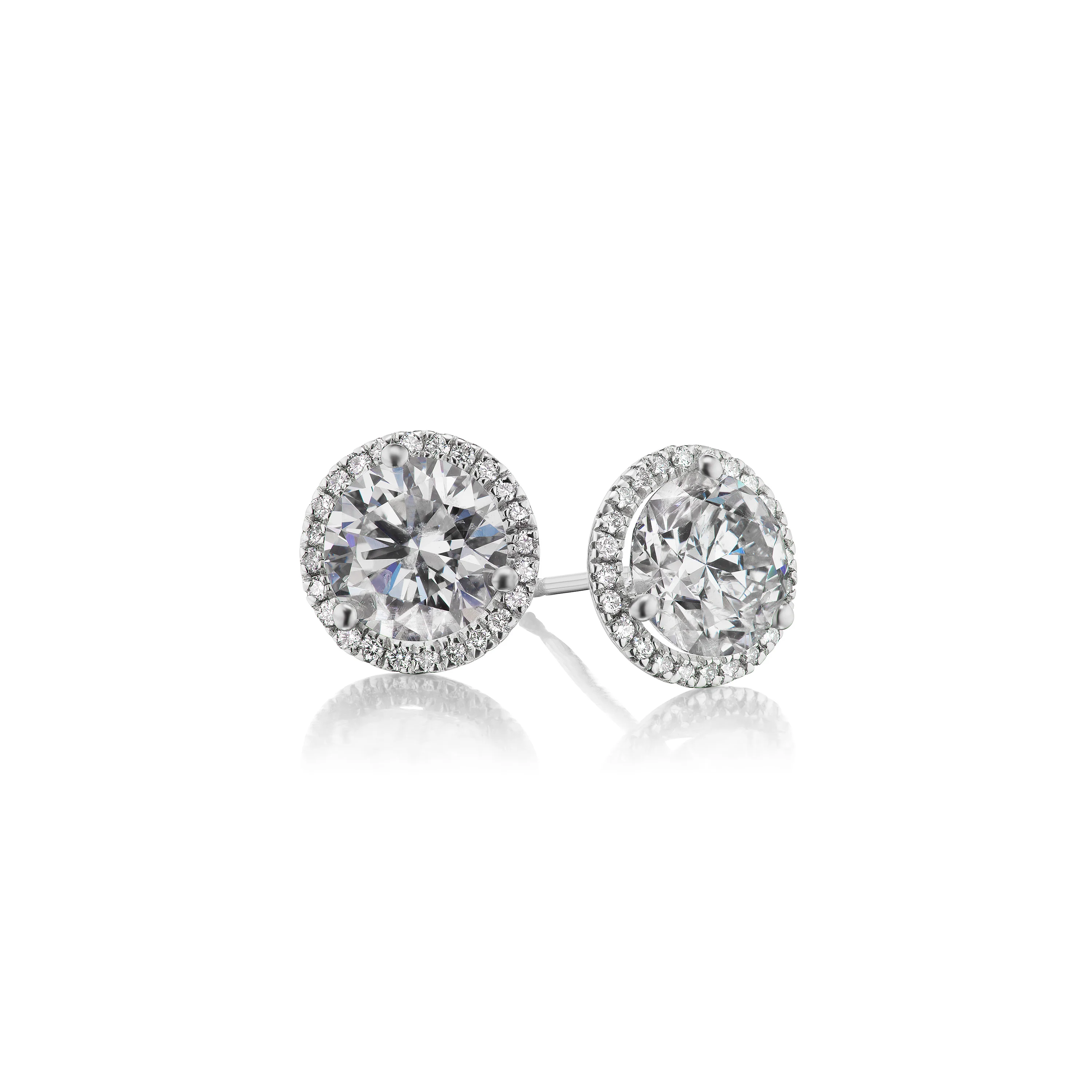 18k White Gold 1.15ctw Diamond Halo Stud Earrings