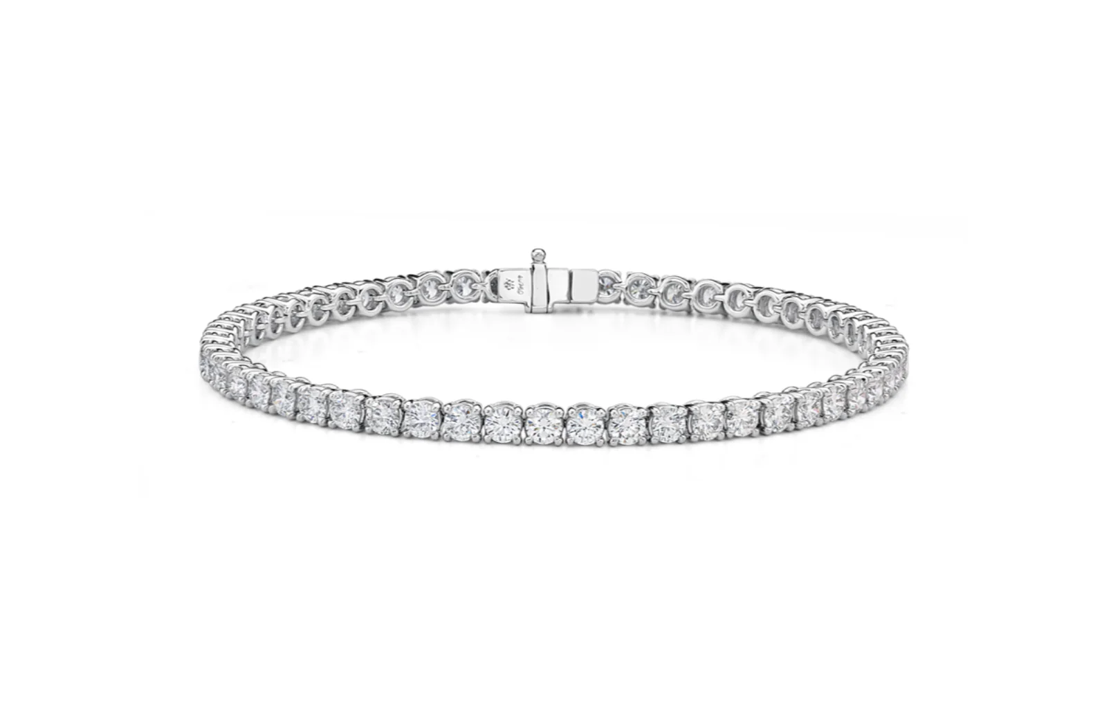 18k White Gold 5.77ctw Diamond Tennis Bracelet