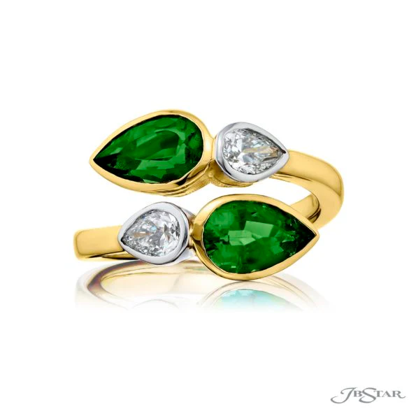 JB Star 18k Yellow Gold Diamond & Emerald Ring