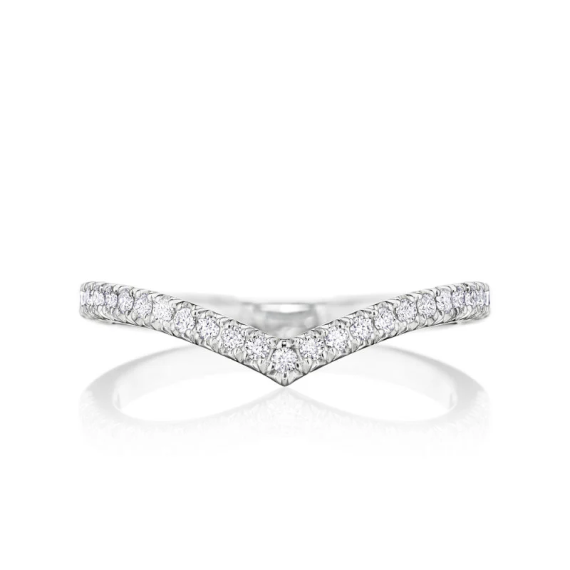 18K White Gold 0.18ctw Diamond V-Shaped Band