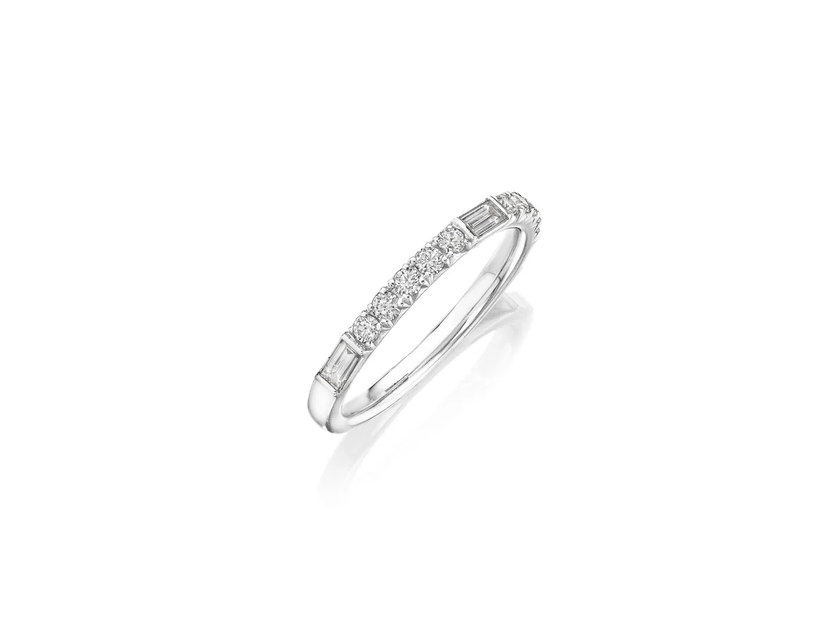 Henri Daussi 18k White Gold Diamond Band