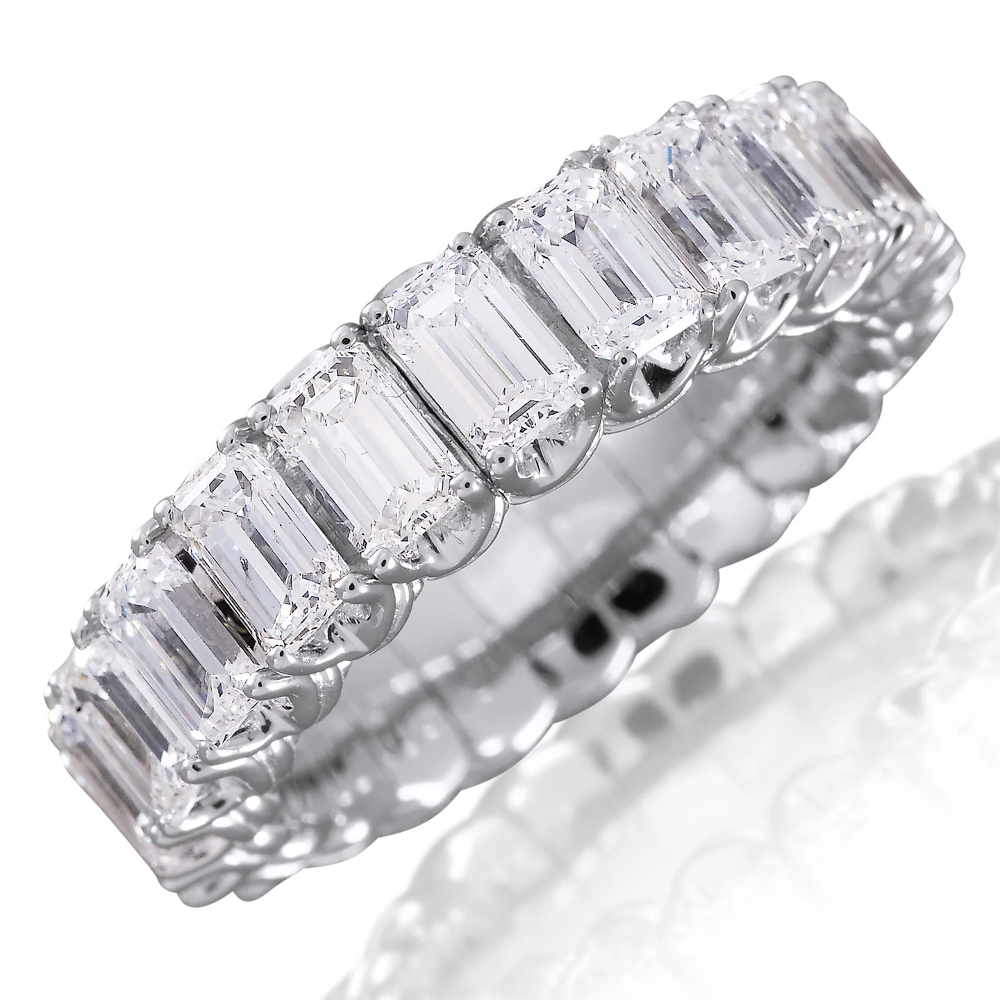 Picchiotti 18k White Gold Emerald Cut Lover Diamond Band